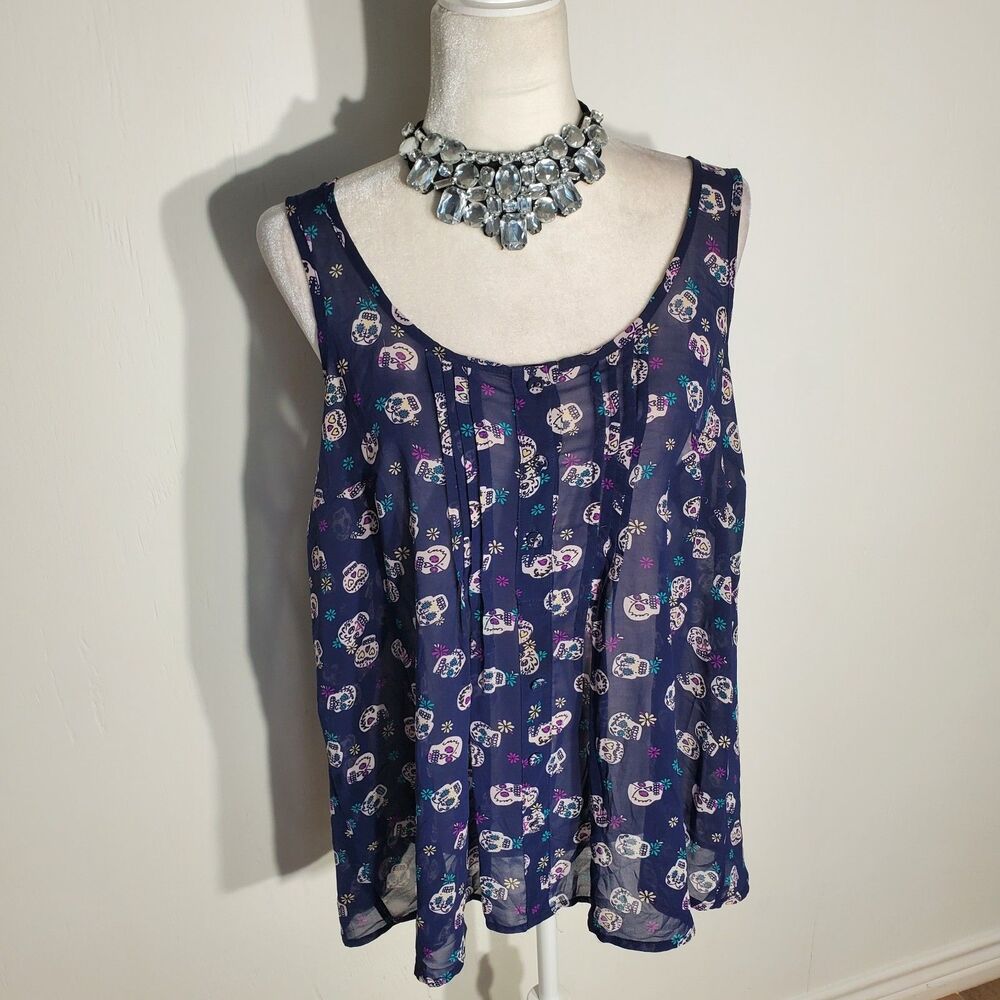 TORRID BLOUSE BLUE SLEEVELESS POLYESTER SIZE 0(L)